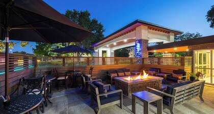 Holiday Inn Express & Suites Paso Robles by IHG