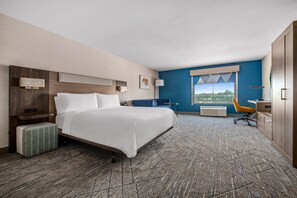 In-room safe, desk, iron/ironing board, free cots/infant beds - Holiday Inn Express Hotel & Suites San Diego-Sorrento Valley by IHG (San Diego)