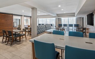 Desayuno buffet incluido todos los días
