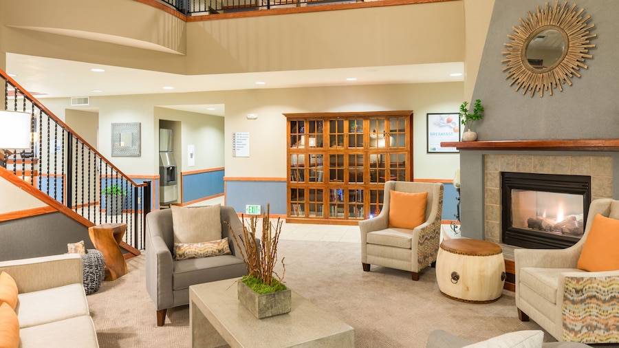 Holiday Inn Express Arcata / Eureka - Airport Area by IHG