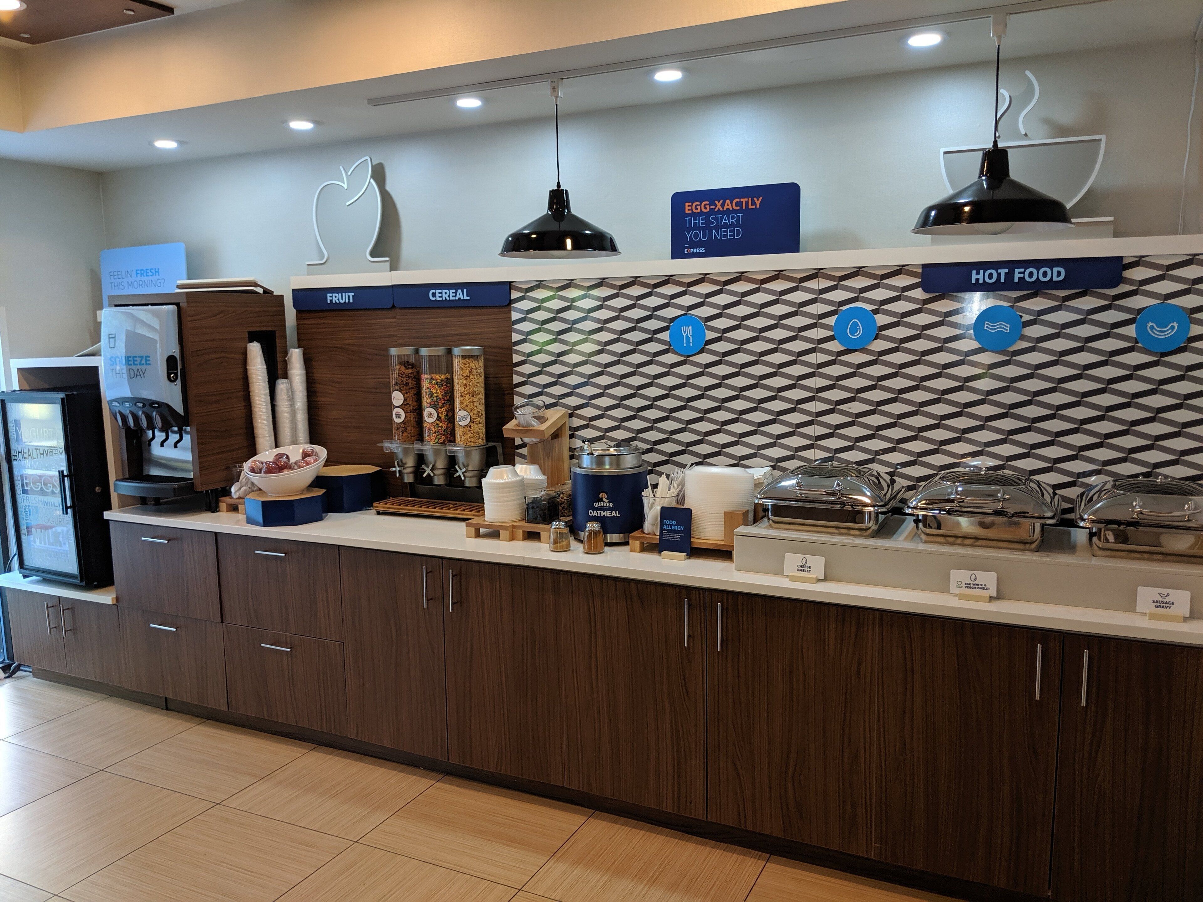 free daily buffet breakfast