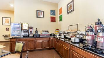 TĂ€gliches inbegriffenes groĂes FrĂŒhstĂŒck