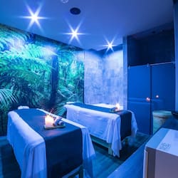 Sale per trattamenti di coppia, sauna, vasca idromassaggio