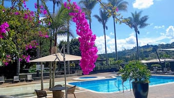 Outdoor pool, pool umbrellas
