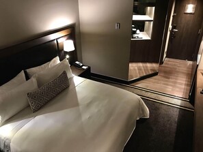 Superior Single Room | Premium bedding, desk, laptop workspace, blackout drapes