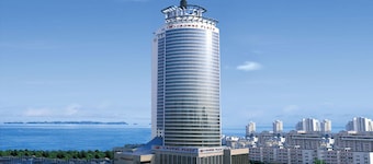 Crowne Plaza Hotel Qingdao by IHG