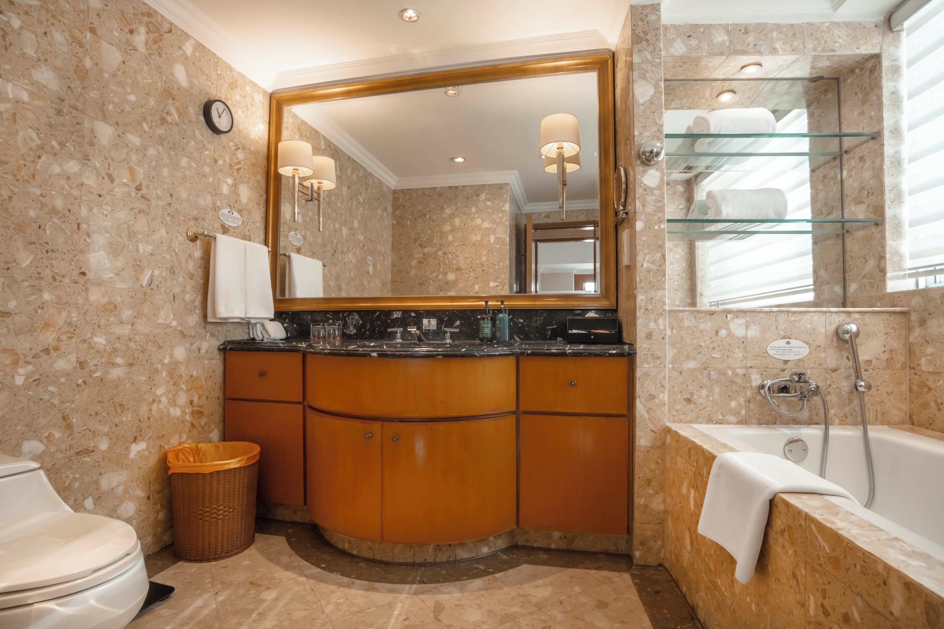 Photo - Crowne Plaza Hotel Qingdao by IHG