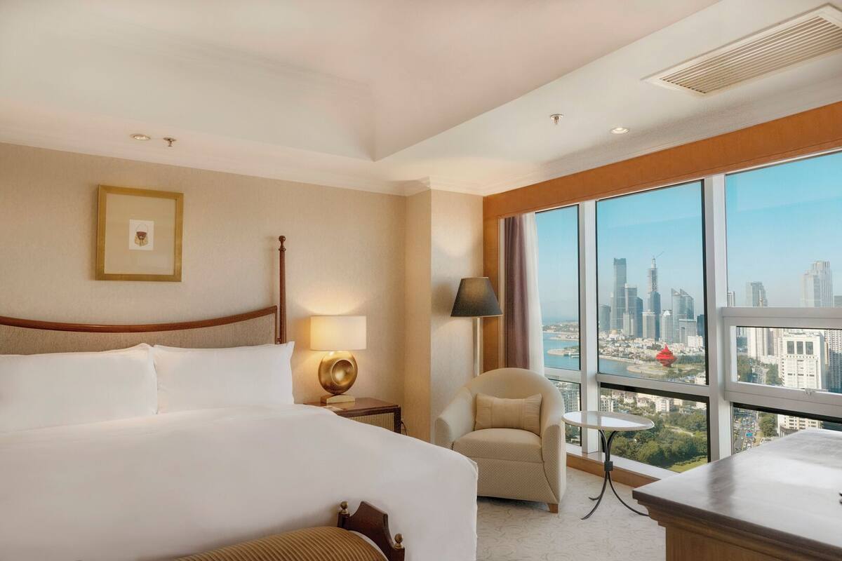 Executive suite, uitzicht op zee | Donsdekens, Select Comfort-bedden, een minibar, een kluis op de kamer