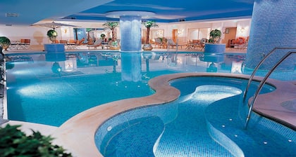 Crowne Plaza Hotel Qingdao, an IHG Hotel