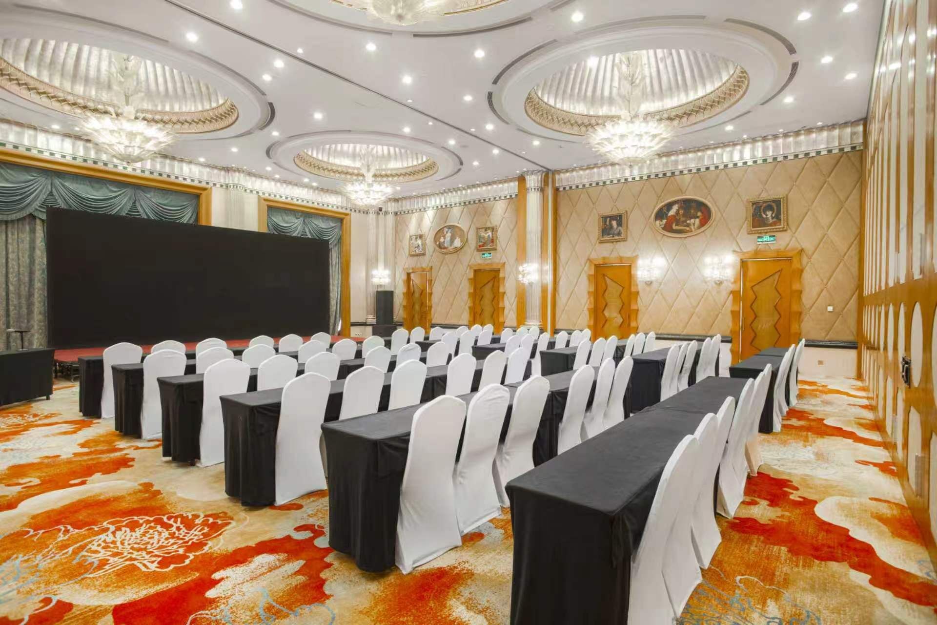 Photo - Crowne Plaza Hotel Qingdao by IHG
