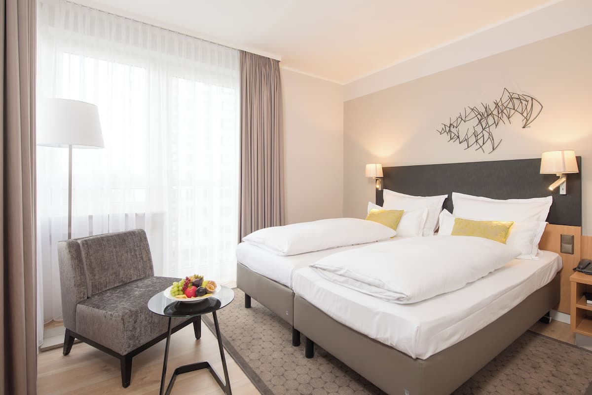 Standard Twin Room, Annex Building | 1 bedroom, hypo-allergenic bedding, Select Comfort beds, in-room safe