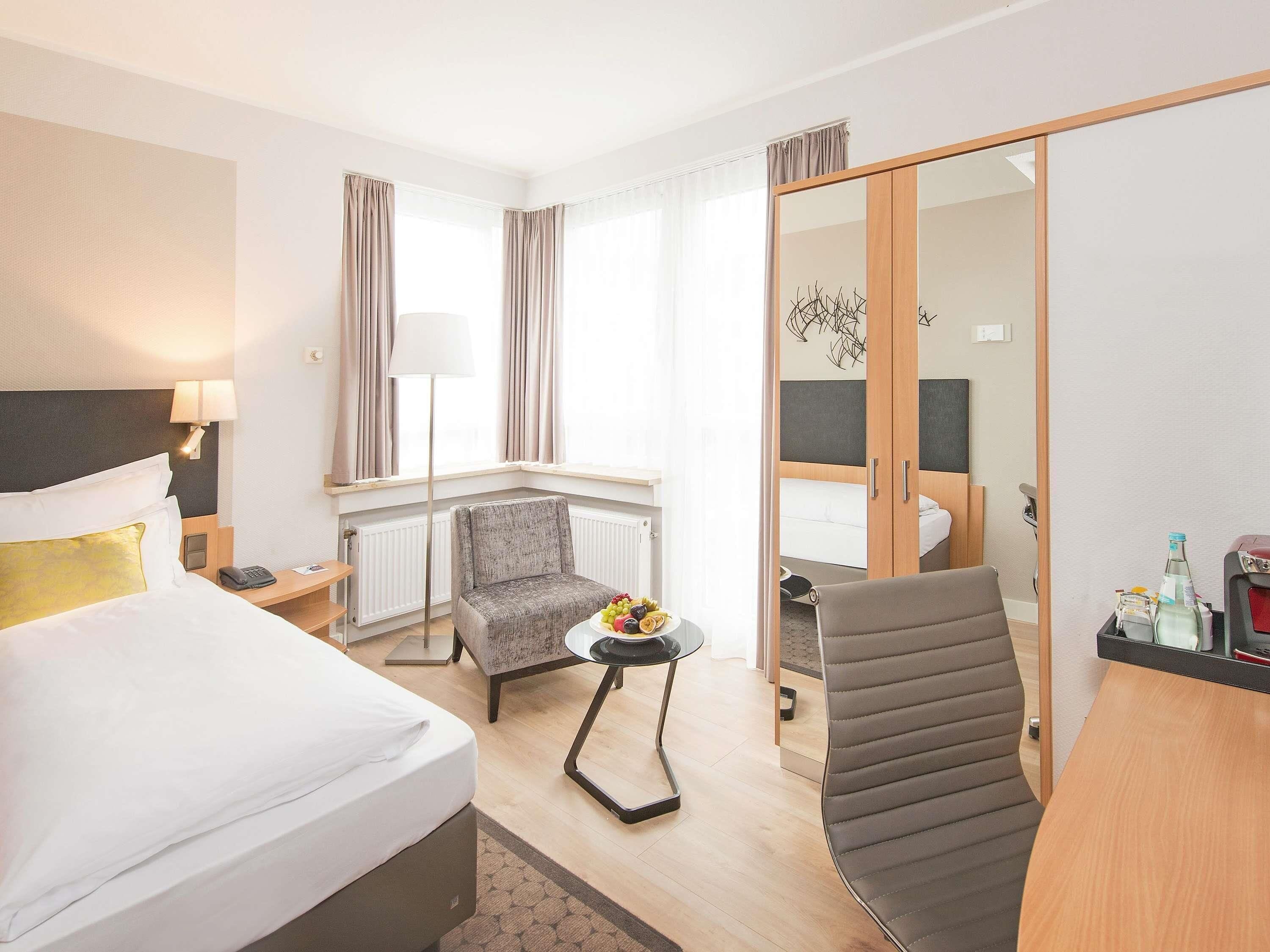 Standard Room, 1 Single Bed, Annex Building | Hypo-allergenic bedding, Select Comfort beds, in-room safe, desk