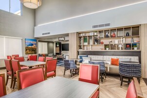 Desayuno buffet incluido todos los días 