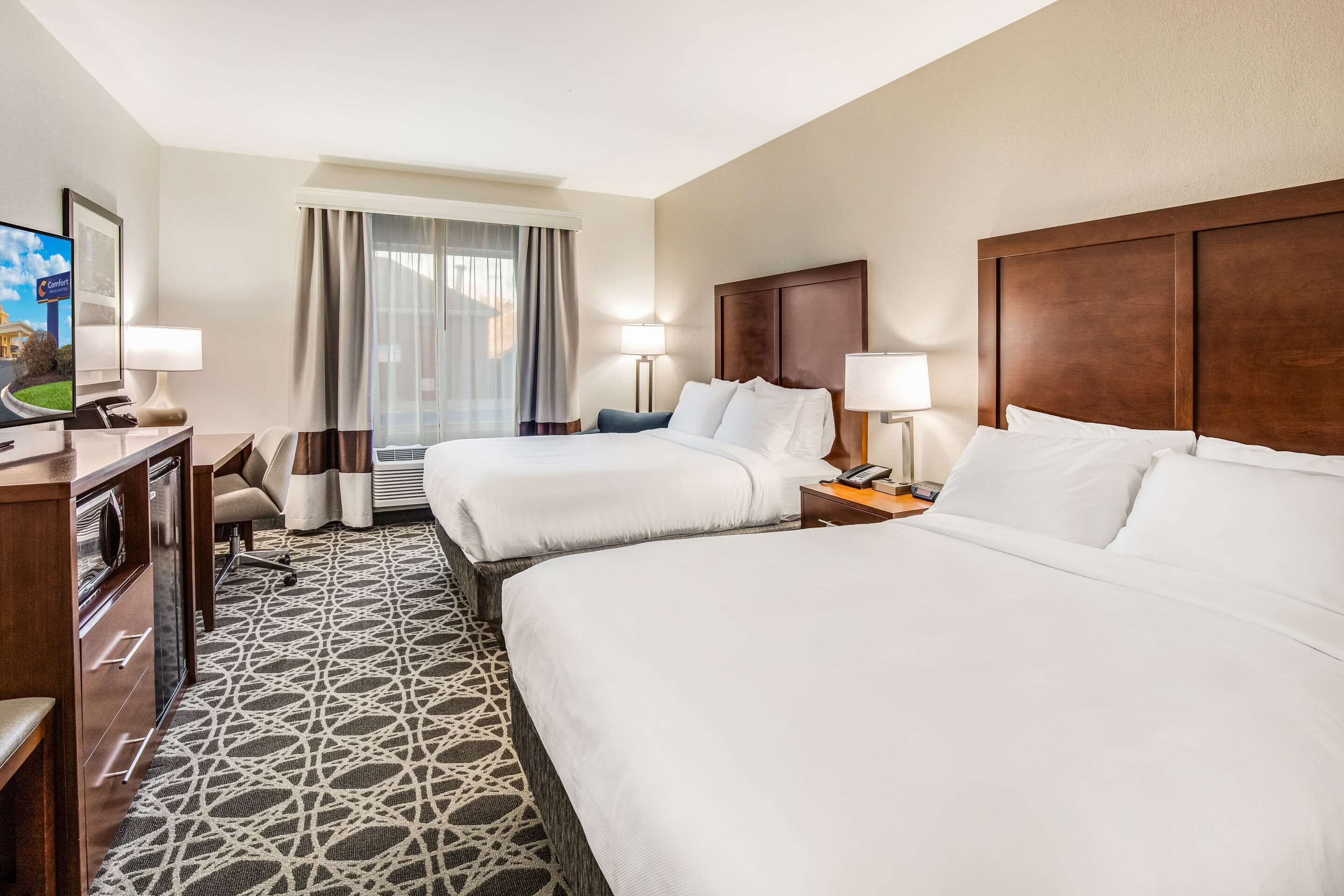 standard room, 2 queen beds, non smoking | down duvets, iron/ironing board, free cots/infant beds, rollaway beds