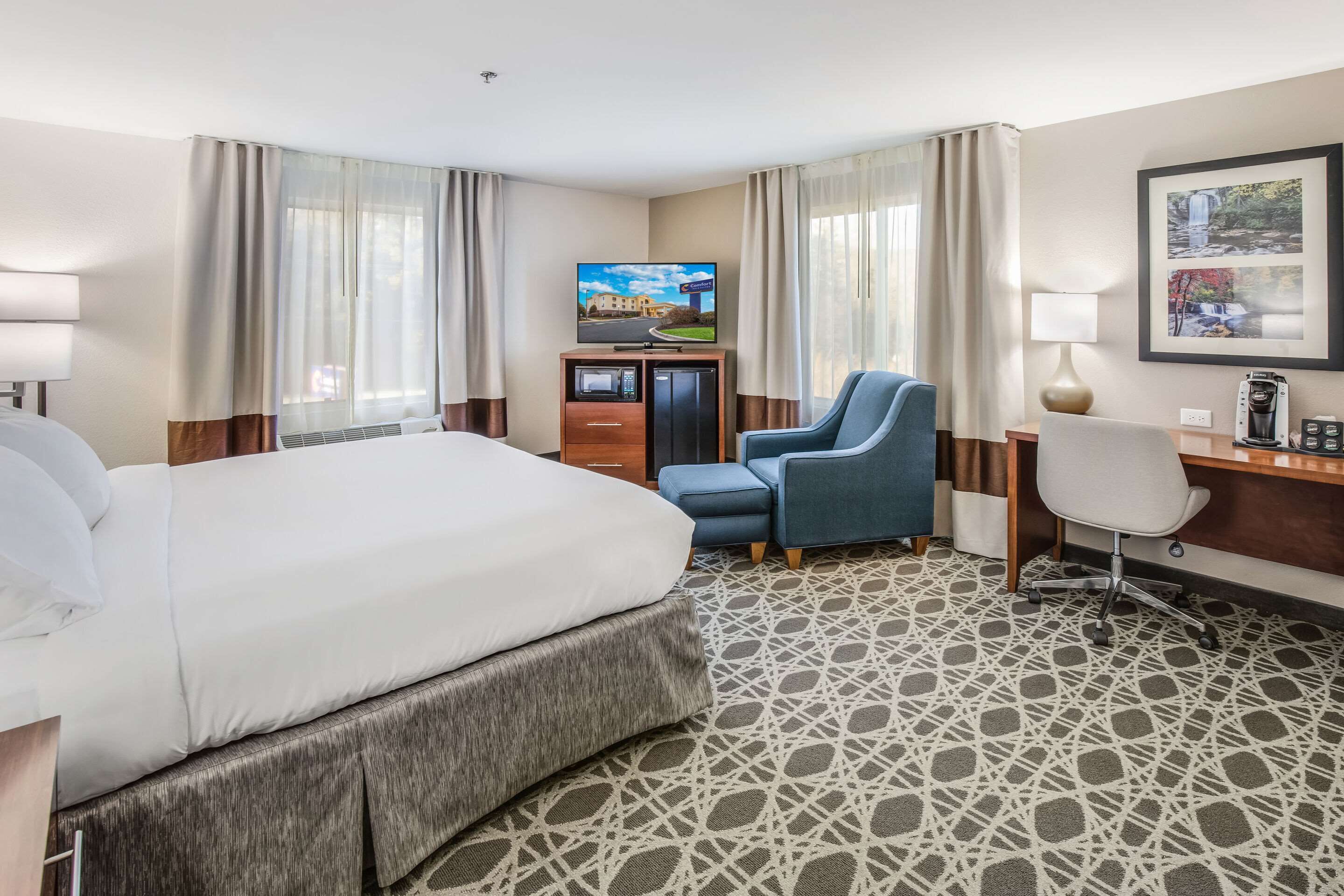 down duvets, iron/ironing board, free cots/infant beds, rollaway beds