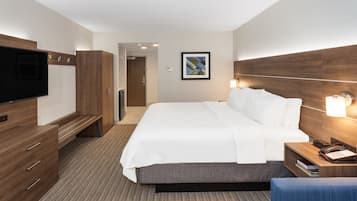 Suite, 1 King Bed | Desk, blackout drapes, iron/ironing board, free cribs/infant beds