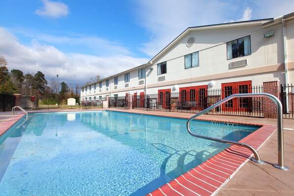 Seasonal outdoor pool