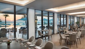 6 Restaurants, Frühstück, Mittagessen, persische/iranische Küche