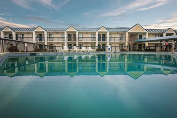 Seasonal outdoor pool