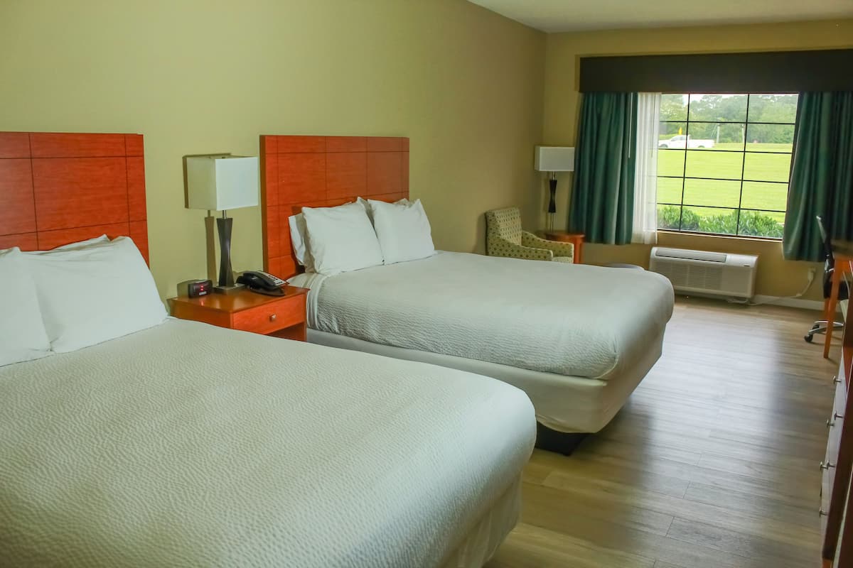 Suite, 2 Queen Beds, Non Smoking