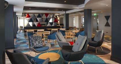 Holiday Inn Express Edinburgh - Leith Waterfront by IHG