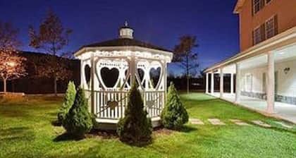 Quality Inn & Suites Schoharie near Howe Caverns
