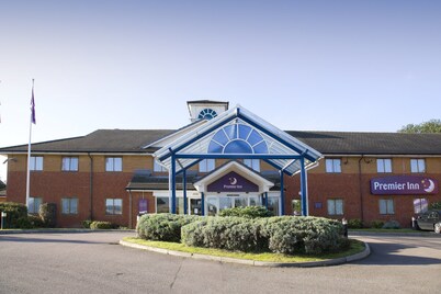 Premier Inn Luton South - M1 J9
