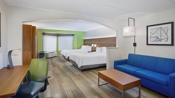 Suite, Multiple Beds (Wet Bar)