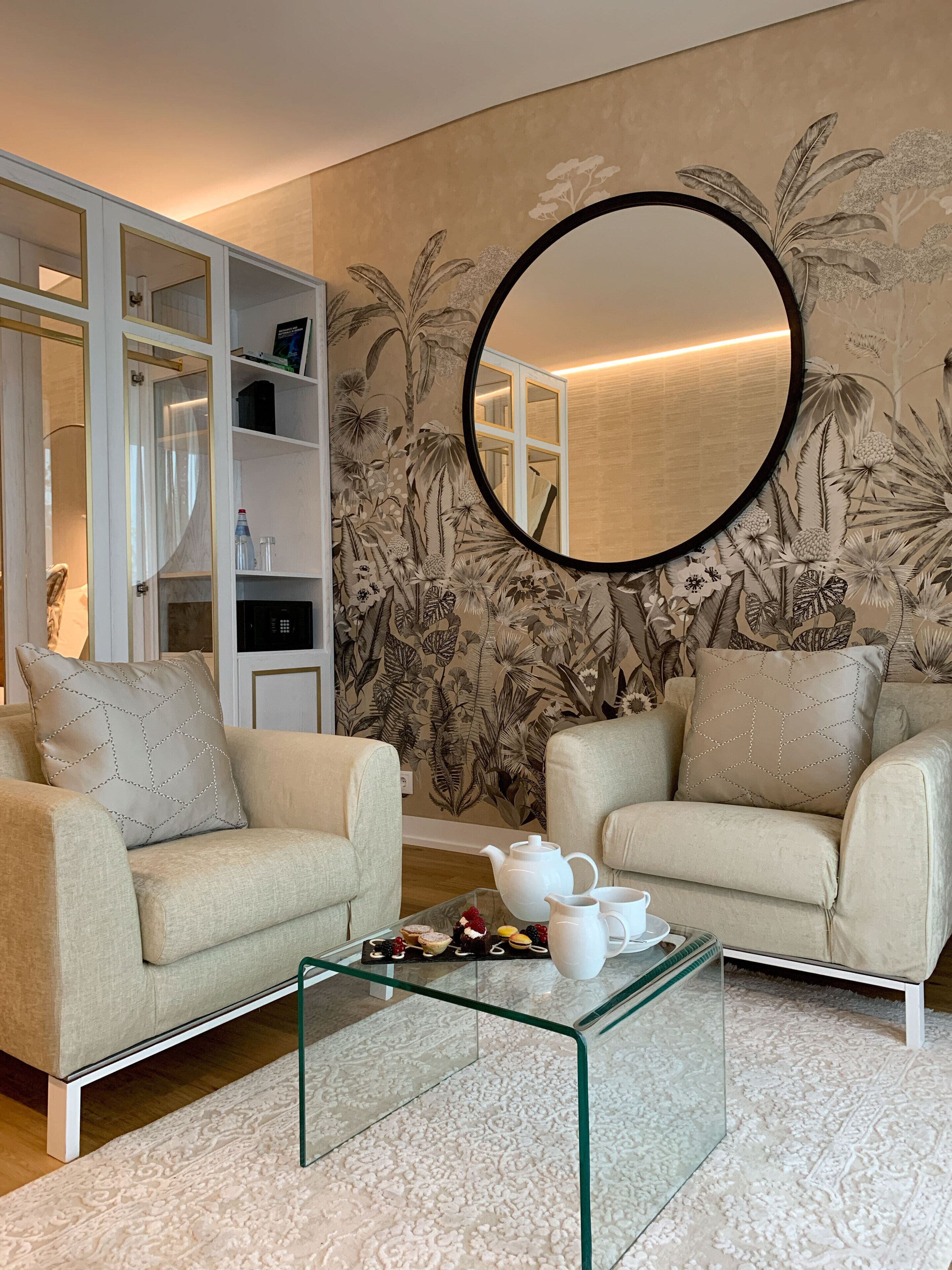 1 bedroom, in-room safe, desk, soundproofing