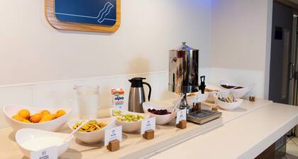 Holiday Inn Express Glasgow Airport by IHG