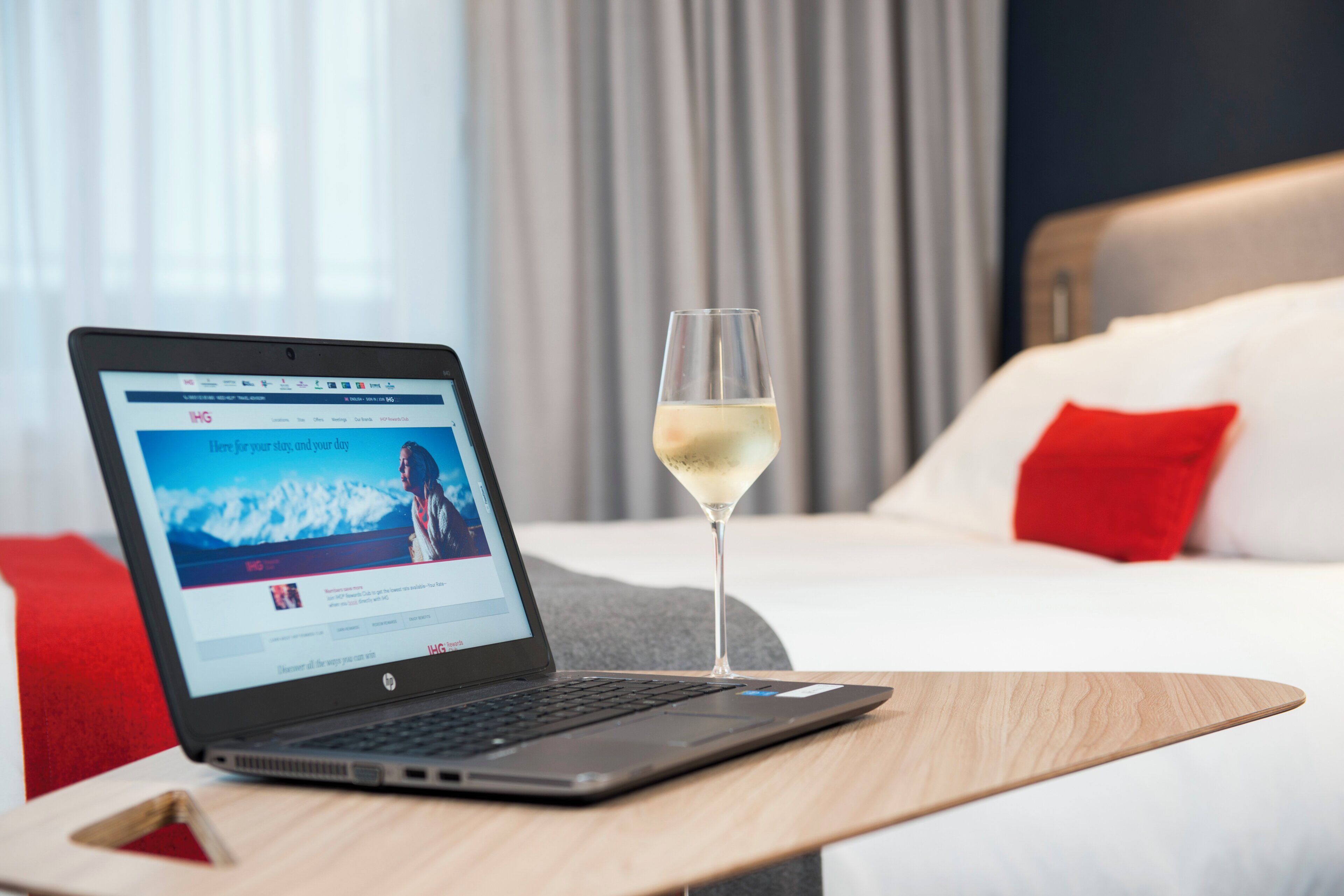 Desk, laptop workspace, iron/ironing board, free WiFi
