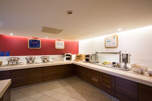Desayuno buffet incluido todos los días