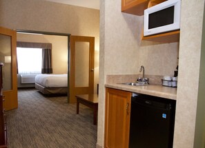 Suite, 1 King Bed with Sofa bed, Non Smoking (Two Bedroom Suite)
