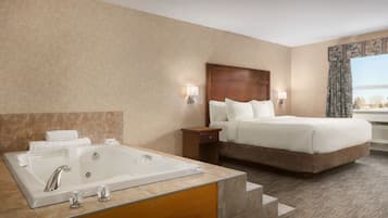 Deluxe Suite, 1 King Bed, Non Smoking