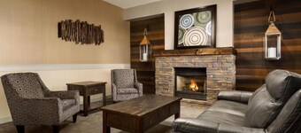 布鲁斯温德姆戴斯套房酒店