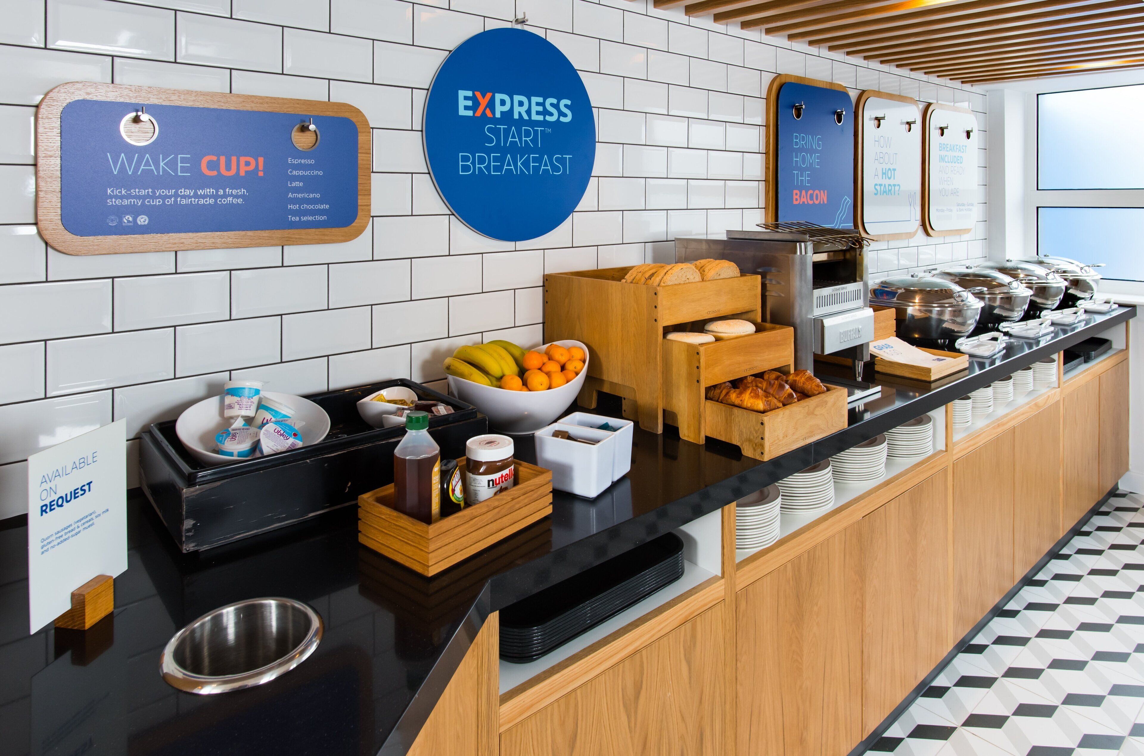 free buffet breakfast