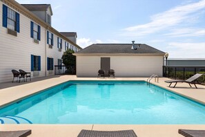 Seasonal outdoor pool