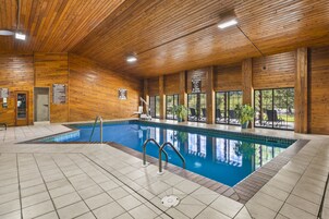 Una piscina techada