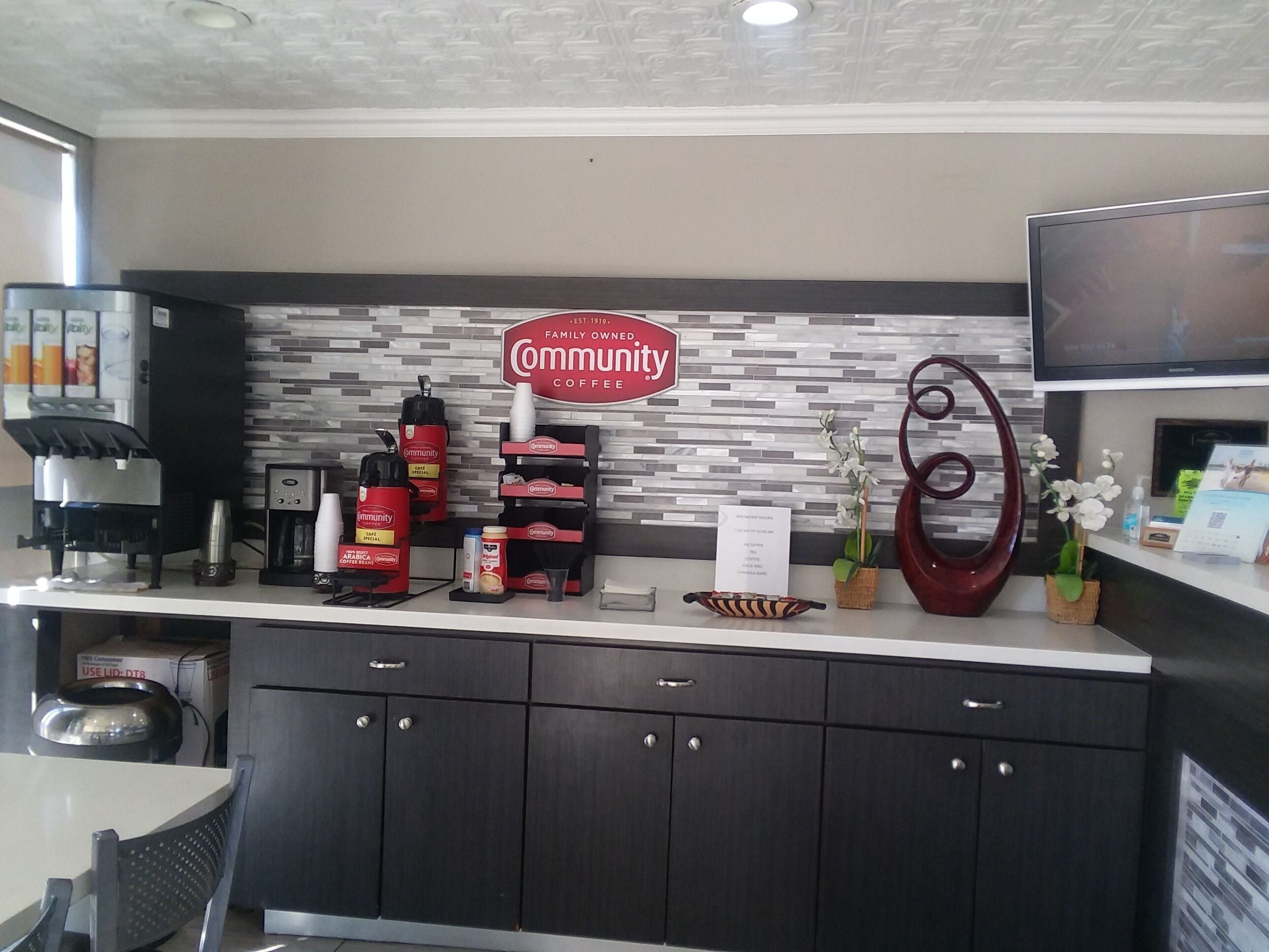 Tägliches inbegriffenes Frühstück zum Mitnehmen