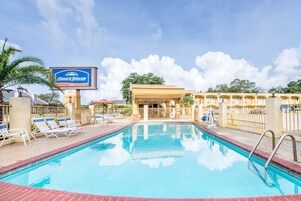 Seasonal outdoor pool