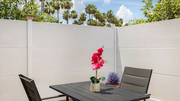 Terrasse/gårdhave