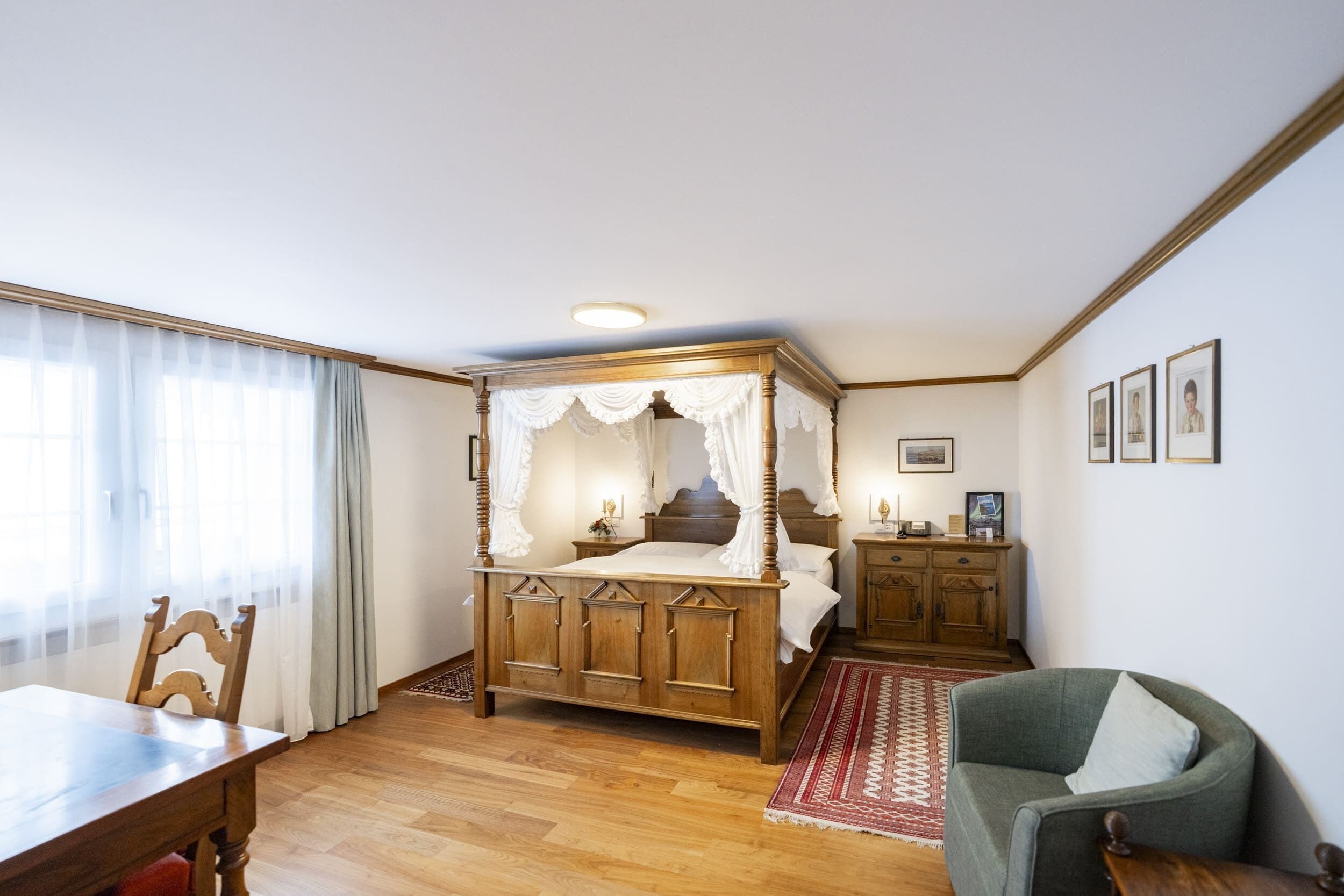 Family Room | Hypo-allergenic bedding, minibar, in-room safe, desk