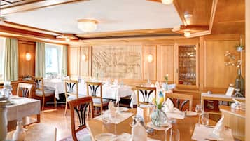 Desayuno bufé gratuito y diario