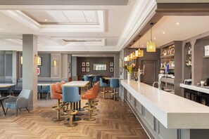 Sports bar, golf course views, open daily