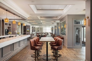 Sports bar, golf course views, open daily