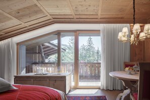 ROMANTIK PANORAMA | 2 bedrooms, premium bedding, down comforters, in-room safe