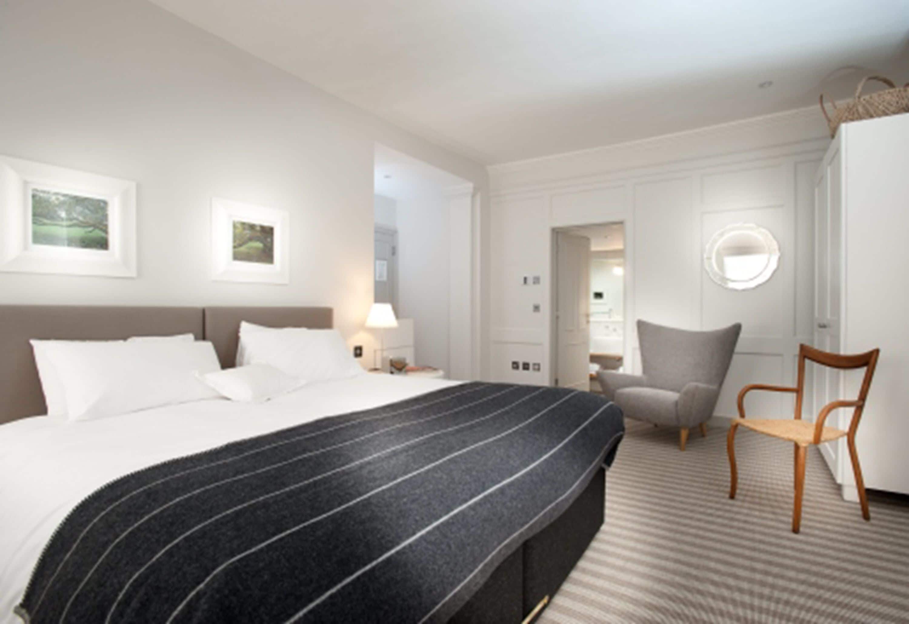 1 bedroom, desk, laptop workspace, iron/ironing board