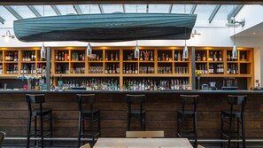 Bar (on property) - The Crown hotel (Woodbridge)