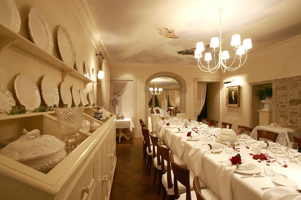 Hotel Villa Abbazia Relais & Chateaux by null