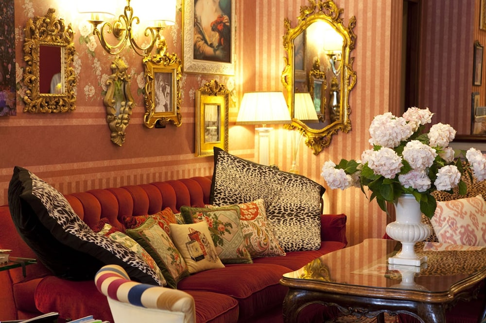 Hotel Villa Abbazia Relais & Chateaux by null